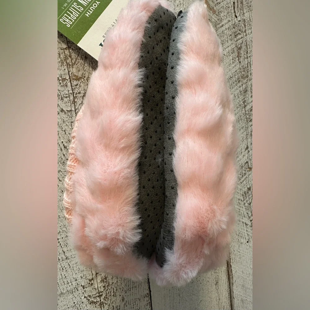 Youth Aloe Infused Cozy Cabin Slippers by Northeast Outfitters - NWT/NIP